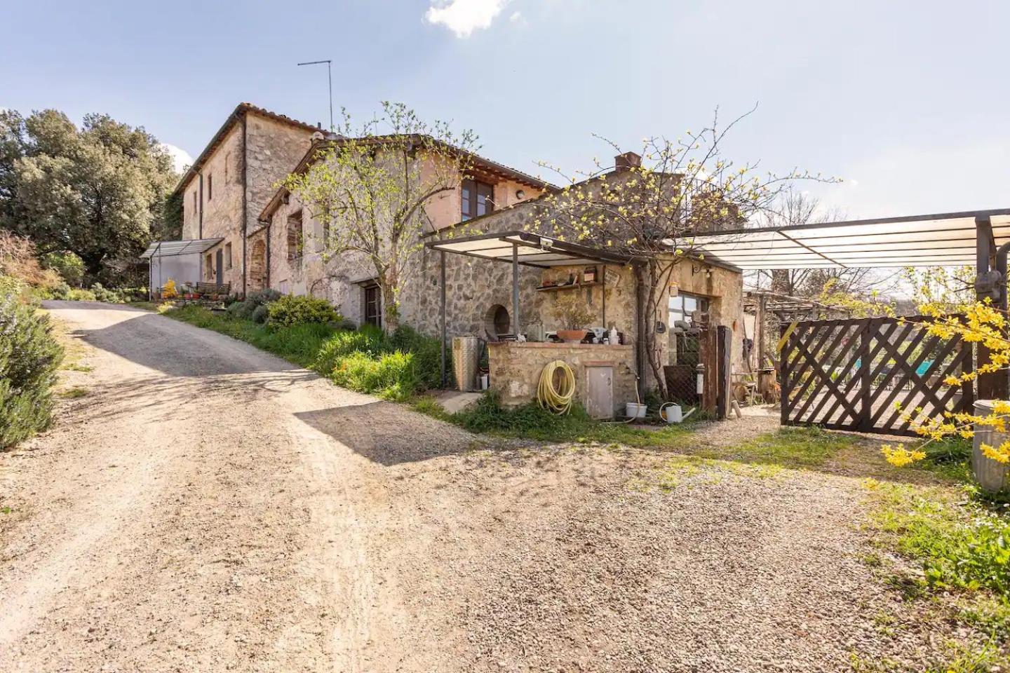 Private Room With Own Bathroom At Podere Noceto Grotti 外观 照片